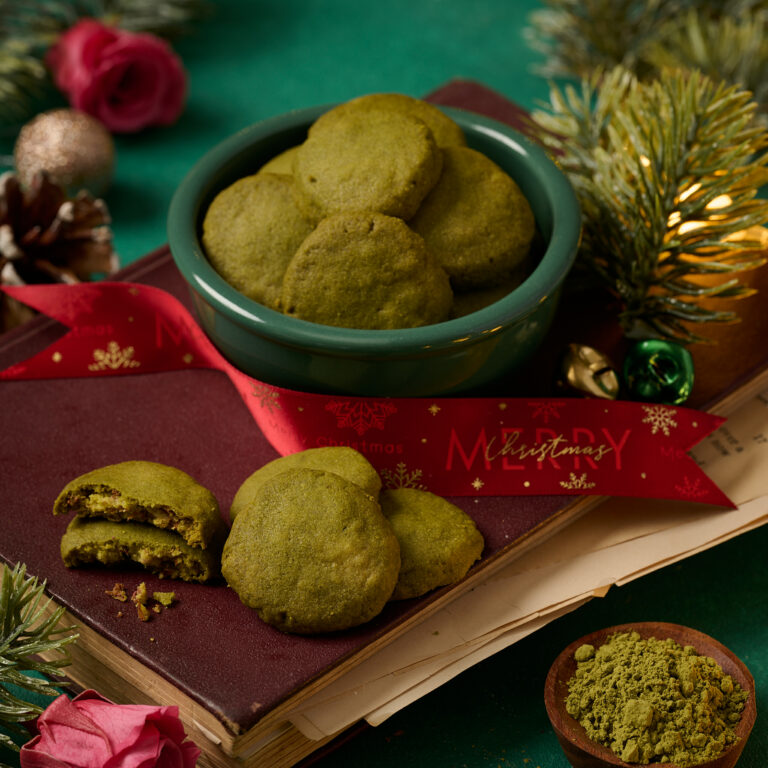 La Levain Christmas 2024 Matcha Rose Christmas Cookies